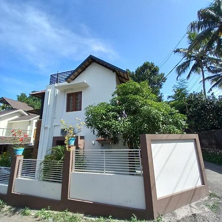Eka Homes 2BHDK Villa Thiruvananthapuram Esterno foto
